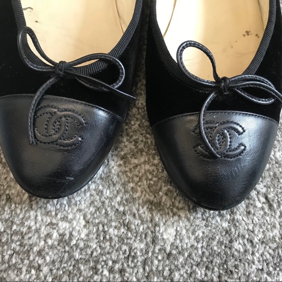 Authentic CHANEL velvet ballet flats - Picture 6 of 8